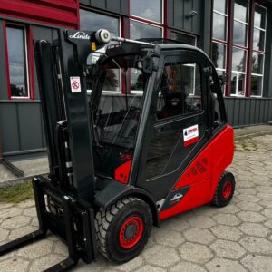 Fenwick-Linde H30T wózek widłowy spalinowy | 2019 | 6250 mth