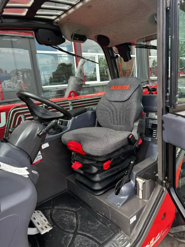 Manitou MLT634-120LSU ładowarka teleskopowa | 2011 | 9000 mth - obrazek 4